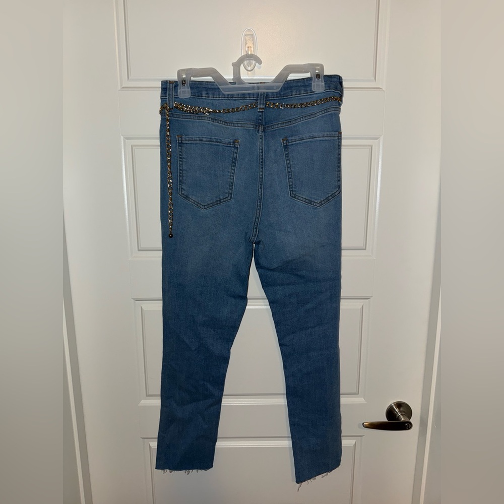Belted ripped jeans - Picture 5 of 6